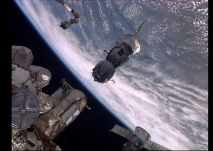 المغرب يطلق أول كبسولة إلى الفضاء