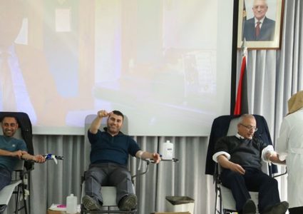 "التربية" تطلق حملة لموظفيها للتبرع بالدم