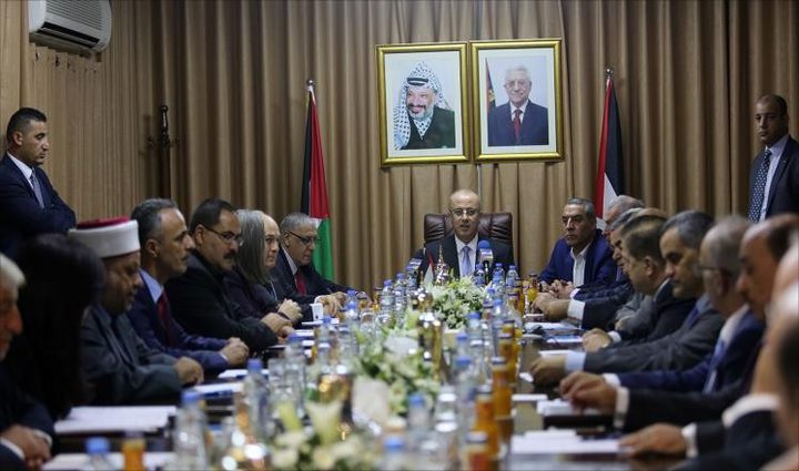 جلسة الحكومة مشتركة بين الضفة وغزة
