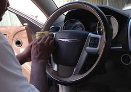 وصفة سحرية لغسيل مقاعد السيارة وما بداخلها