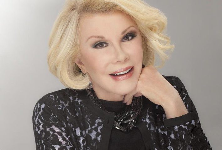 مشاهير مرُّوا بتجارب غامضة ومرعبة