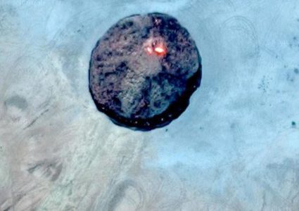 رصد "باب جهنم" وسط الصحراء على خرائط غوغل