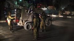 الاحتلال يعيق تحركات المواطنين على حاجز عسكري غرب جنين
