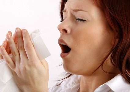 هل يوجد طريقة مثالية للعطس!