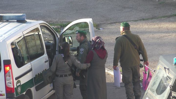 اعتقال شابة بزعم نيتها تنفيذ عملية طعن شمال بيت لحم