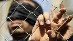 تصاعد الانتهاكات بحق الأسرى الشهر الماضي