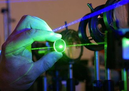 تصميم مدفع ليزر مضاد للأقمار الاصطناعية