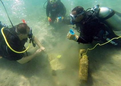 اكتشاف أنقاض ميناء غارق في البحر الأحمر