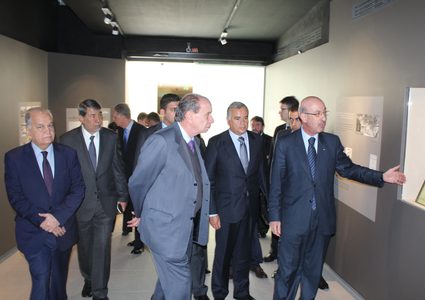 وزير خارجية البرازيل يزور متحف ياسر عرفات