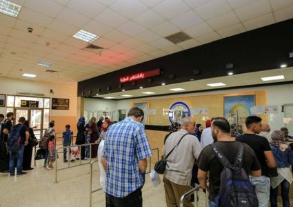 تنقل 6211 مسافر على معبر الكرامة