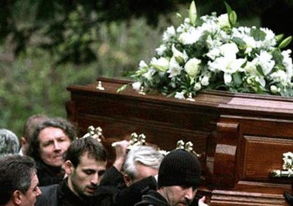 في لبنان..قبل أن يدفن شقيقته اكتشف أنها جثة غريبة