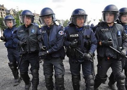 إغلاق محيط منطقة القطارات الرئيسية وسط سويسرا بعد تهديد بوجود قنبلة