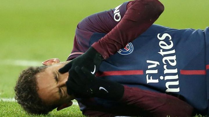 نيمار أجرى الجراحة.. والاتحاد البرازيلي يصدر توضيحات