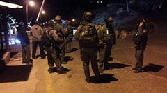 قوات الاحتلال تعتقل طفلين على مدخل أريحا