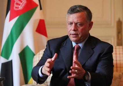عاهل الأردن يدعو لتكثيف الجهود لاستئناف المفاوضات الفلسطينية الإسرائيلية
