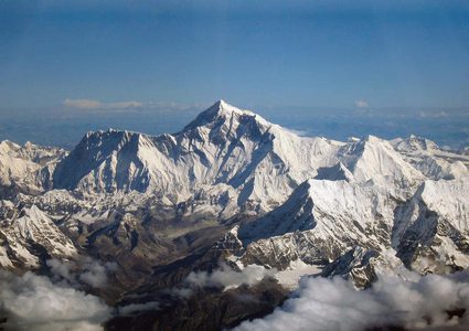 اعلى جبال في العالم.. هل تجرؤ على الوصول إلى قممها