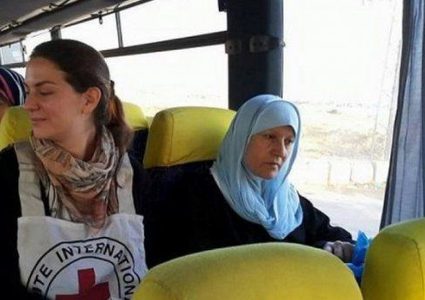 29 من أهالي اسرى غزة يتوجهون لزيارة أبنائهم في سجن "نفحة"