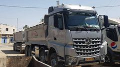 ضبط شاحنة محملة بنفايات إسرائيلية في سلفيت