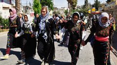 المرأة الفلسطينية اليوم وكل يوم .. انتفاضة وولادة وابداع