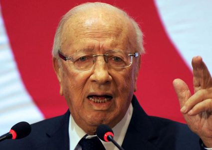 الرئيس التونسي يعلن تمديد حالة الطوارئ لمدّة سبعة أشهر