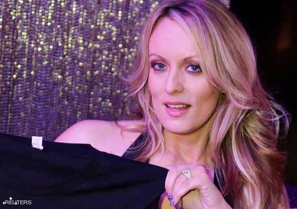 ممثلة إباحية تقاضي ترامب وتطالب في دعوتها ببطلان اتفاق حفظ السرية