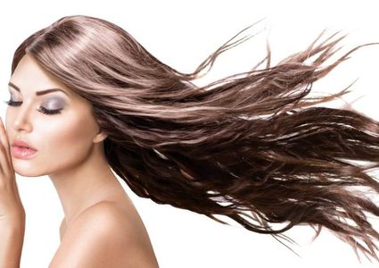 عادات جمالية للعناية بالشعر بعد الإستحمام