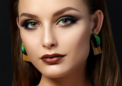 رسمة الآيلاينر المناسبة لكل شكل من أشكال العيون!