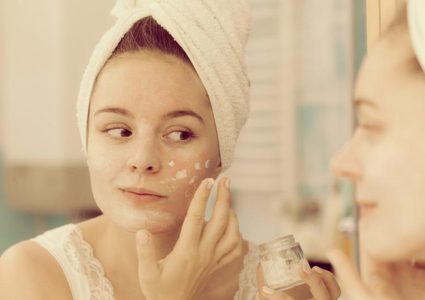 عادات سيئة تؤثر على جمالك