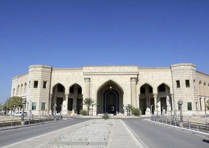 رغم قرار الحكومة.. مسؤولون عراقيون يرفضون مغادرة قصور صدام حسين