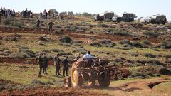 قوات الاحتلال تجبر مزارعًا على مغادرة أرضه جنوب بيت لحم