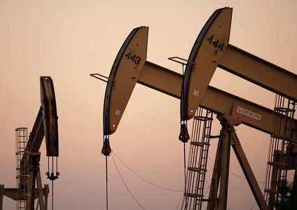 أسعار النفط تصعد وسط أجواء تفاؤل في السوق