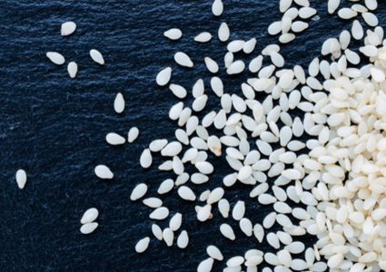 18 فائدة للسمسم.. تعرفي عليها