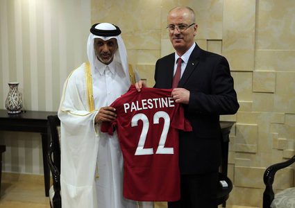 رئيس الوزراء يؤكد أهمية زيارات الوفود العربية والإسلامية لفلسطين