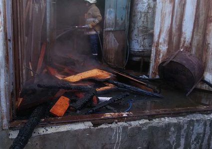 اندلاع حريق بمنجرة في نابلس