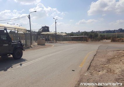 الاحتلال يدعي اعتقال شابين بزعم حيازتهما عبوات محلية الصنع