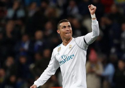 رونالدو يحطم ميسي في ليلة استقبال مولوده الجديد