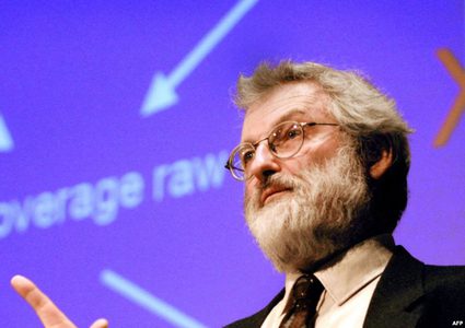 وفاة العالم الذي فك لغز الجينوم البشري