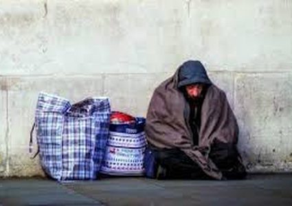 خطة مغربية لمساعدة المشردين وإيوائهم في الشتاء