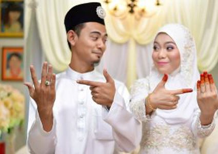 خمسة ألاف ماليزي يشاركون في حفل عرس