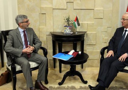 الحمد الله يبحث مع القنصل الفرنسي العام تعزيز التعاون المشترك