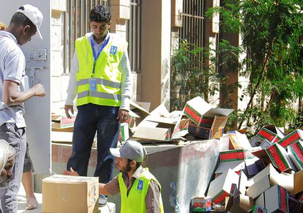 الصحة العالمية توصل 55 طنًا من المواد الطبية إلى مطار صنعاء