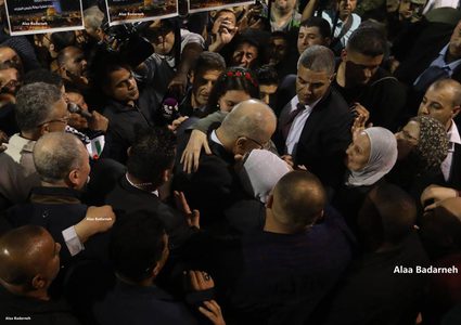 والدة الحمد الله: ابني بصلي وبطلع الفجر لخدمة أبناء شعبه ويحب غزة اكثر من الضفة