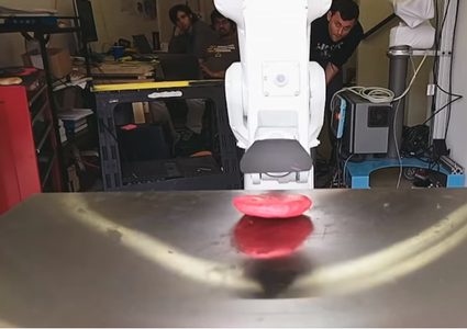 تدريب الروبوتات على قلي الهمبرغر