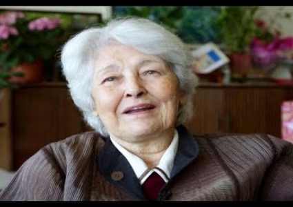 الأديبة إميلي نصرالله.. ترحل كـ"طيور أيلول"