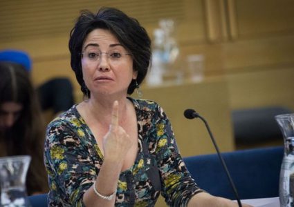 الكنيست تبعد زعبي عن الكنيست لوصفها جنود الاحتلال بالقتلة