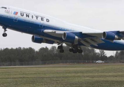 موت كلب على متن طائرة أمريكية يثير غضبا