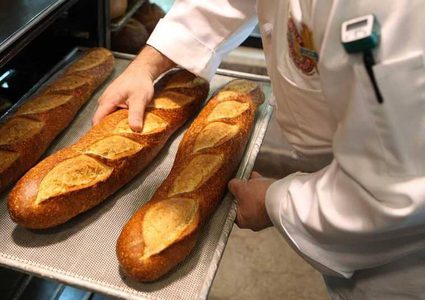 فرض غرامة كبيرة على فرنسي رفض أن يأخذ إجازة