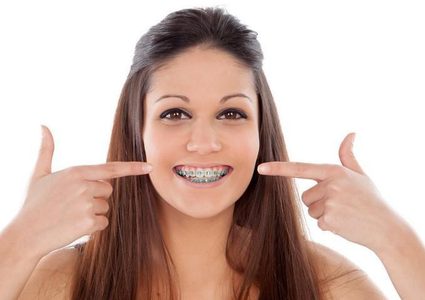 تقويم الأسنان: الحالات التي تستدعي تطبيقه