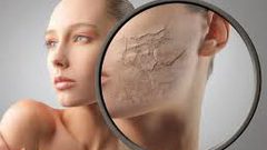 8 أخطاء في الماكياج تجعل بشرتكِ متعبة