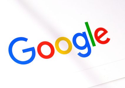 فرنسا تقاضي أبل وغوغل بسبب أعمال مسيئة